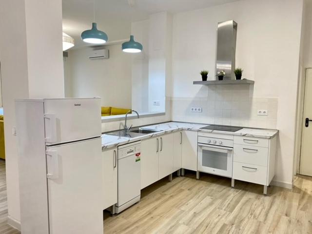 Flamenca Triana - Apartamento Wifi Con 2 Dormitorios 2 Sofas Camas 2 Banos Sewilla Zewnętrze zdjęcie