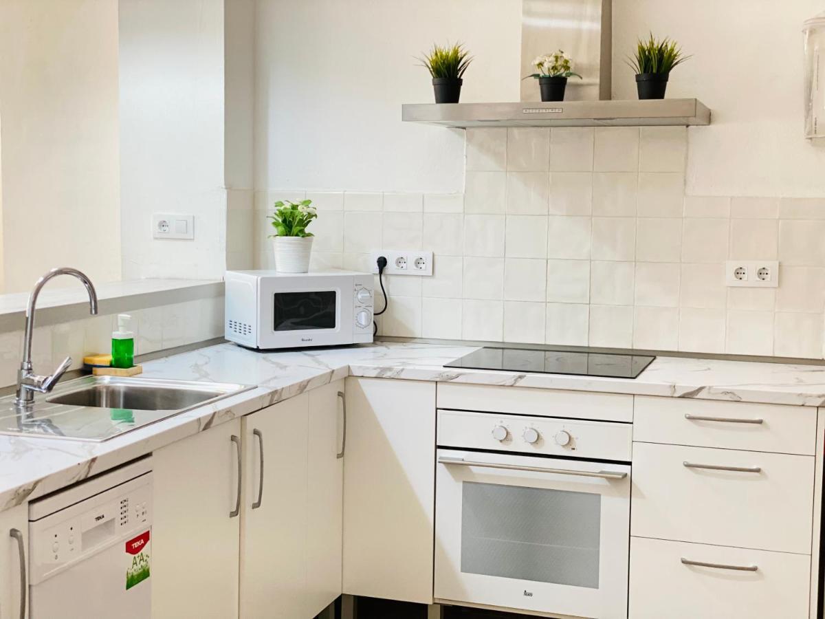 Flamenca Triana - Apartamento Wifi Con 2 Dormitorios 2 Sofas Camas 2 Banos Sewilla Zewnętrze zdjęcie