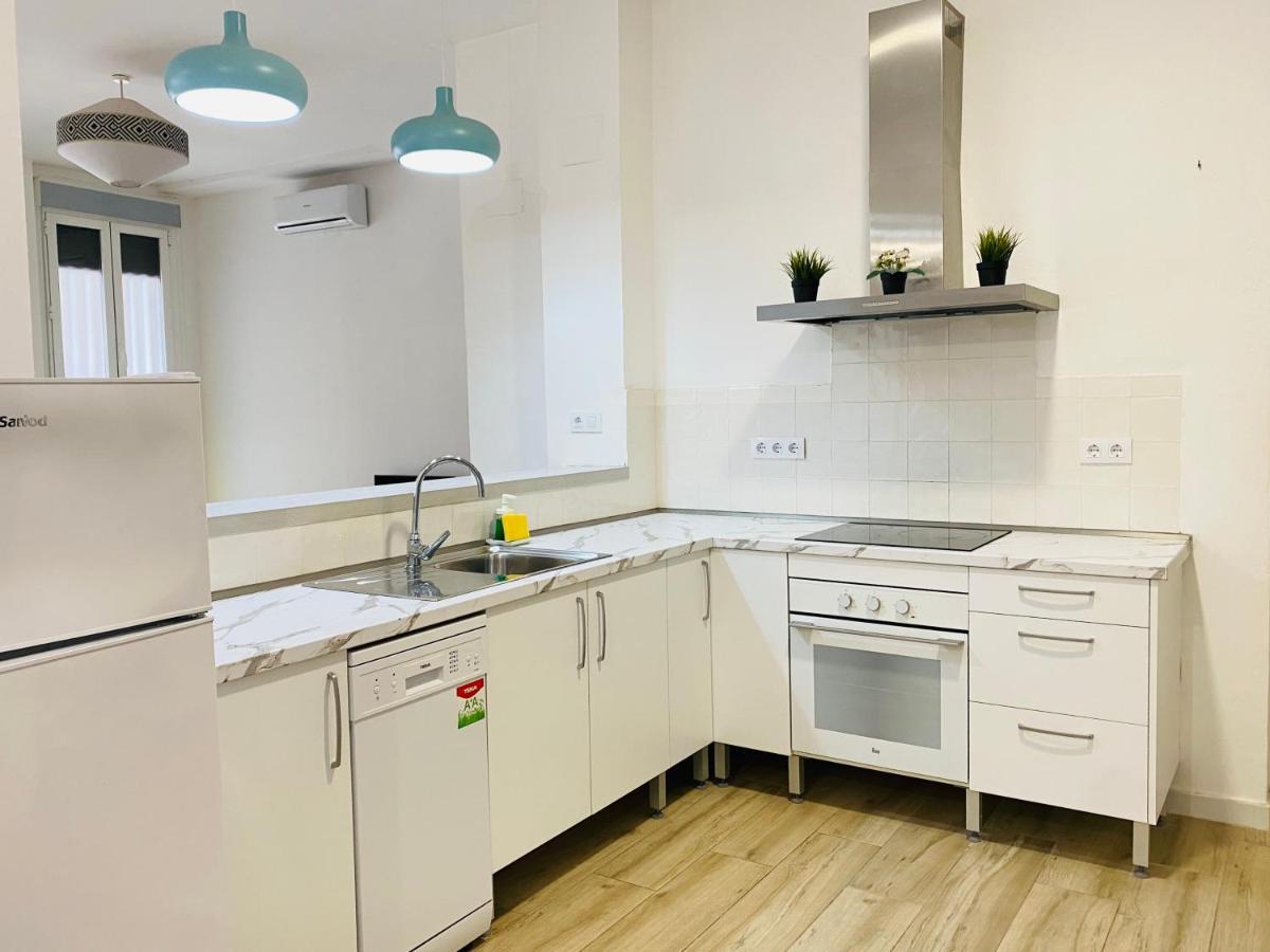 Flamenca Triana - Apartamento Wifi Con 2 Dormitorios 2 Sofas Camas 2 Banos Sewilla Zewnętrze zdjęcie